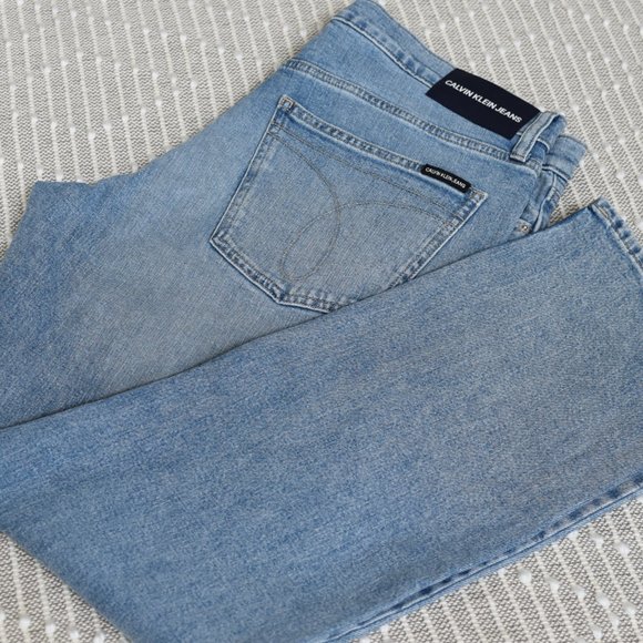 NEW! Calvin Klein Men's Straight Jeans 34 x 32 - Picture 2 of 12